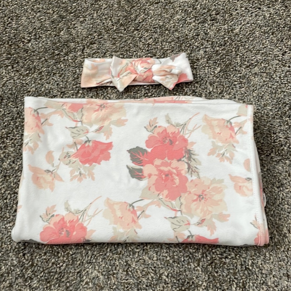 Baby GAP swaddle and marching headband